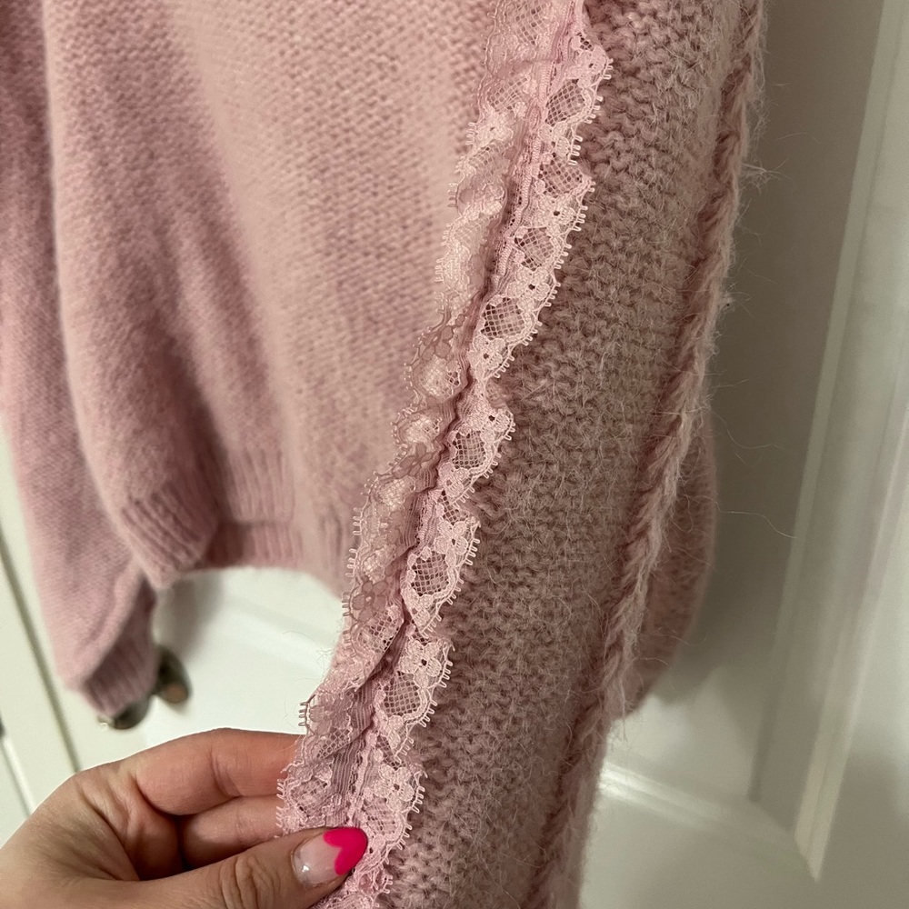 H&M Lace-Trimmed Sweater Pink Small - Picture 8 of 10